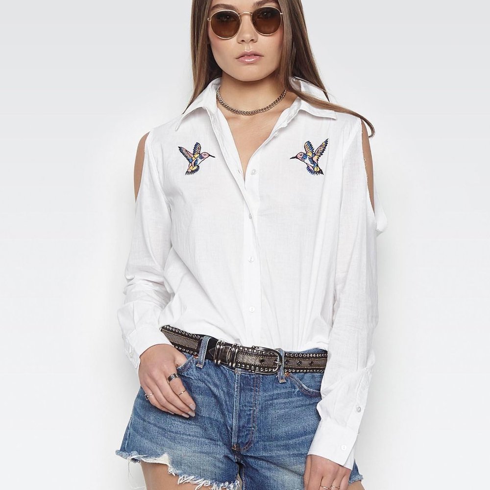 Lauren Moshi Open Shoulder Button Up